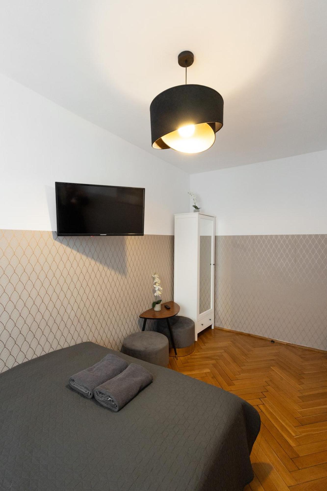 Clicktheflat Zurawia Street Apart Rooms Varşova Dış mekan fotoğraf